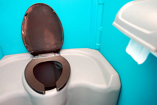 Best Porta potty delivery and setup  in Carson, WA